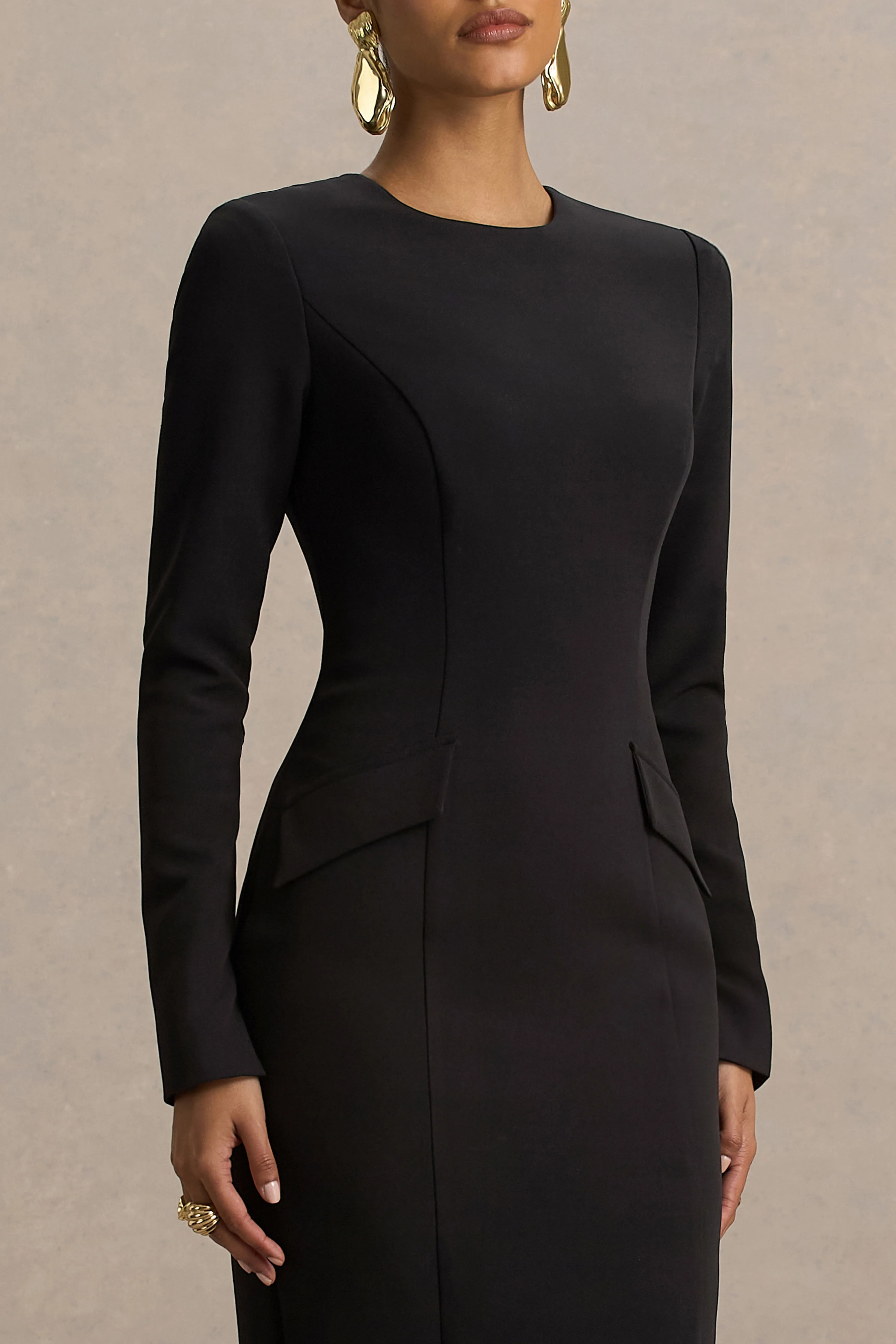 Vaila | Black Crew-Neck Maxi Dress sold by Club L London product image thumbnail 4
