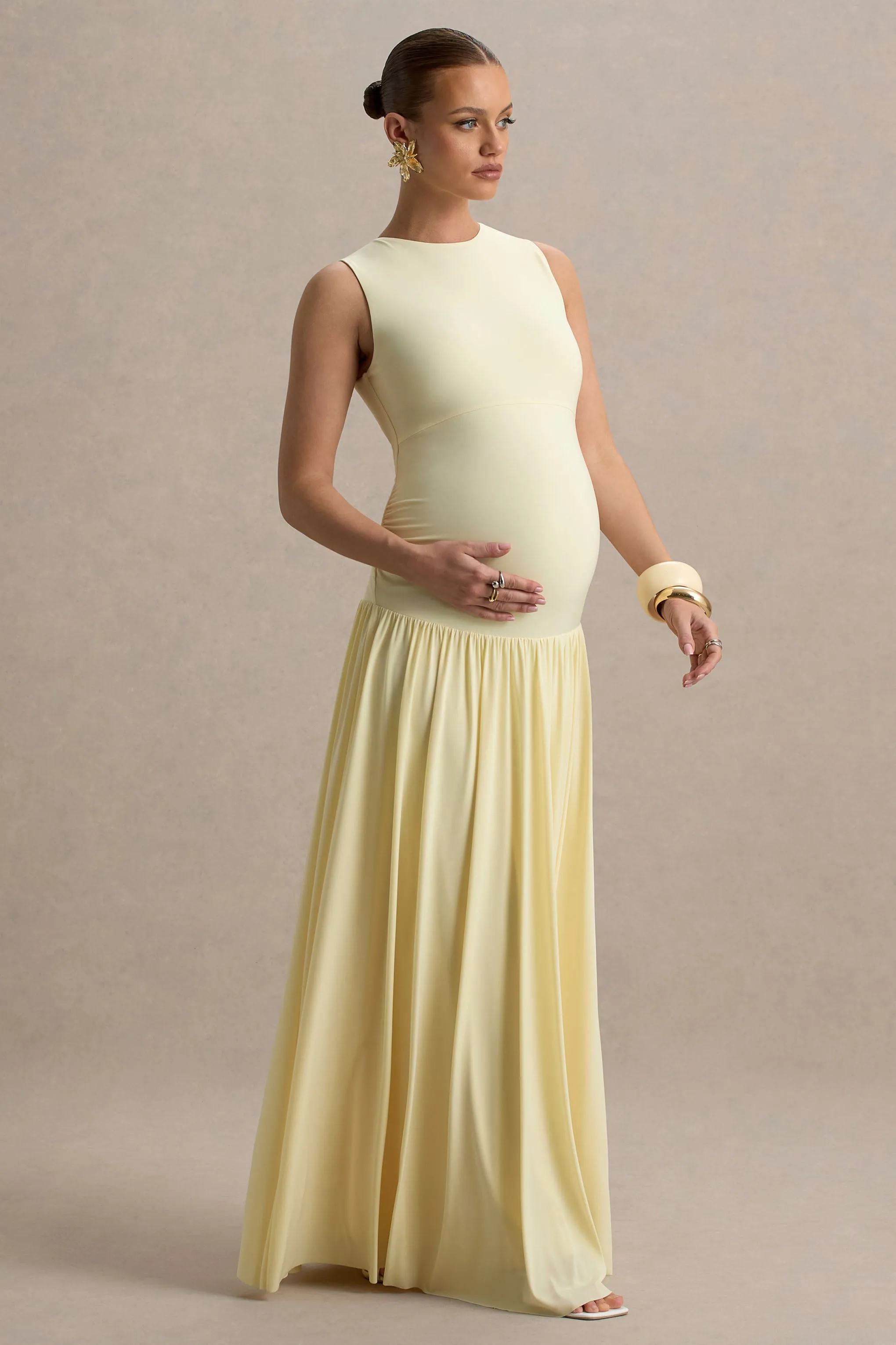 Outline | Lemon Crew-Neck Maternity Maxi Dress With Pleated Skirt sold by Club L London product image thumbnail 4