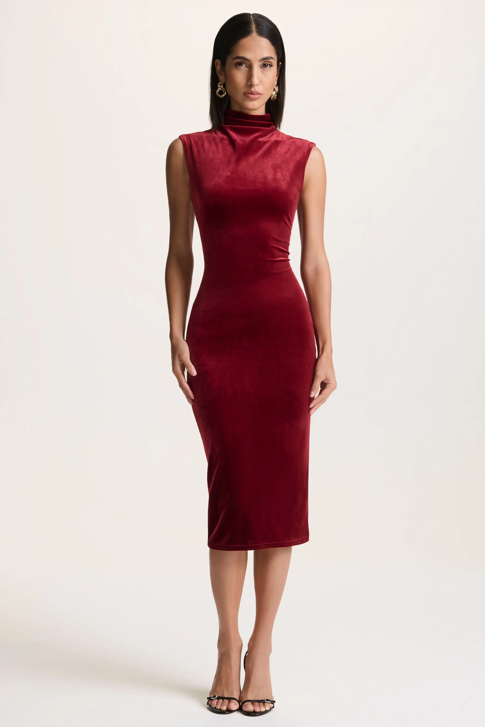 Nivina | Burgundy Velvet High-Neck Midi Dress With Cap-Sleeves sold by Club L London product image thumbnail 5