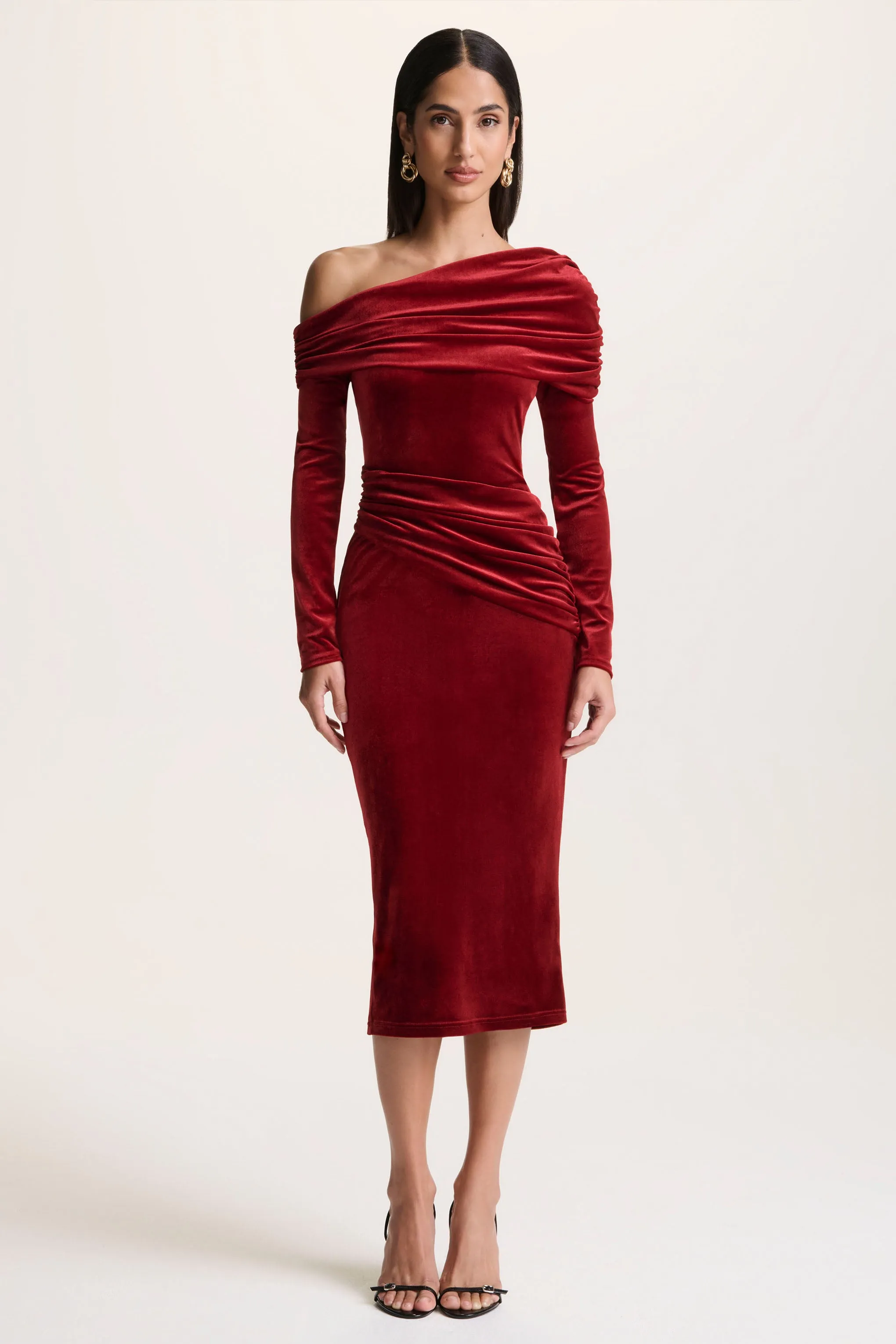 Eirene | Red Velvet Asymmetric-Neck Midi Dress sold by Club L London product image thumbnail 4