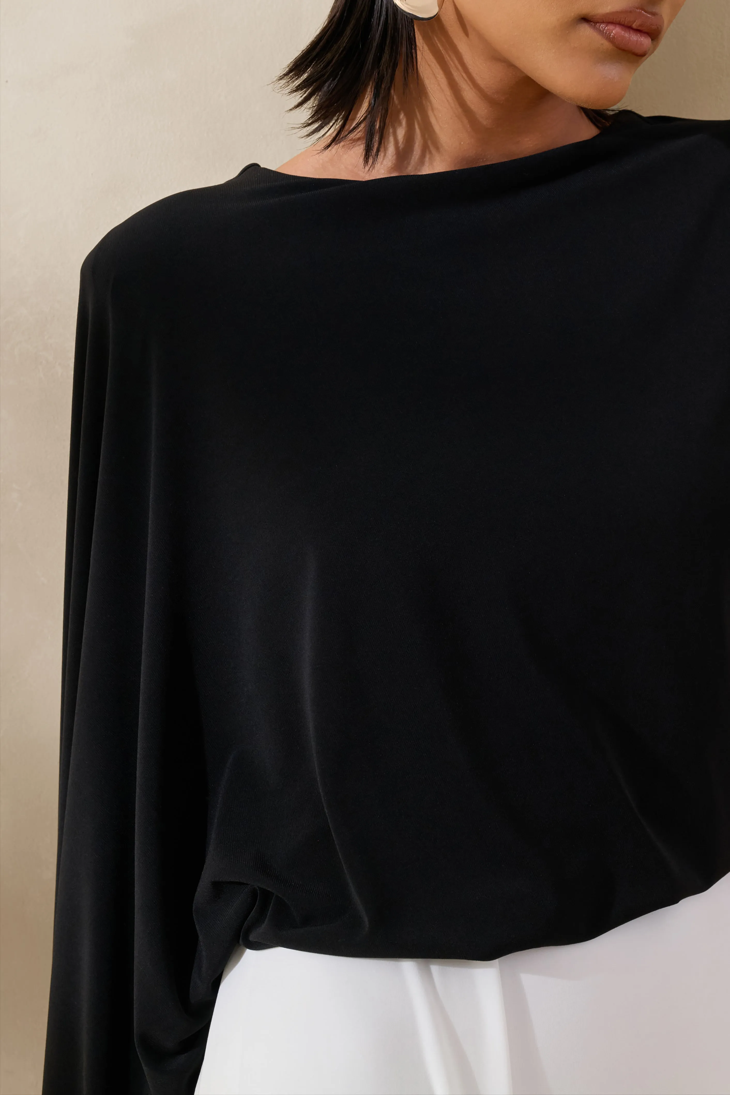 Carenza | Black & White Wide-Neck Maxi Dress With Cape-Sleeve sold by Club L London product image thumbnail 3