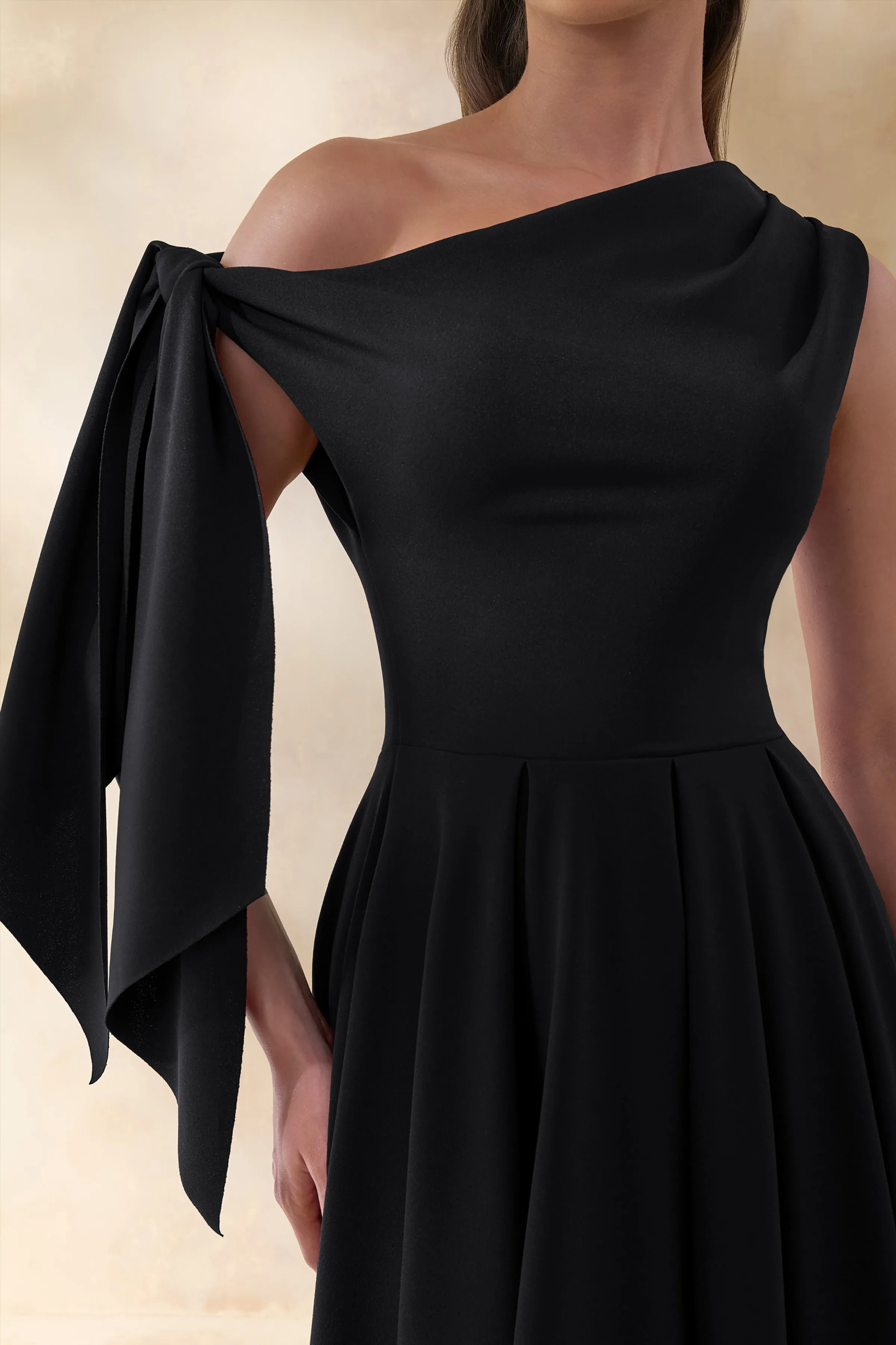 Daring | Black Asymmetric-Neck Midi Dress With Knot-Detail sold by Club L London product image thumbnail 3