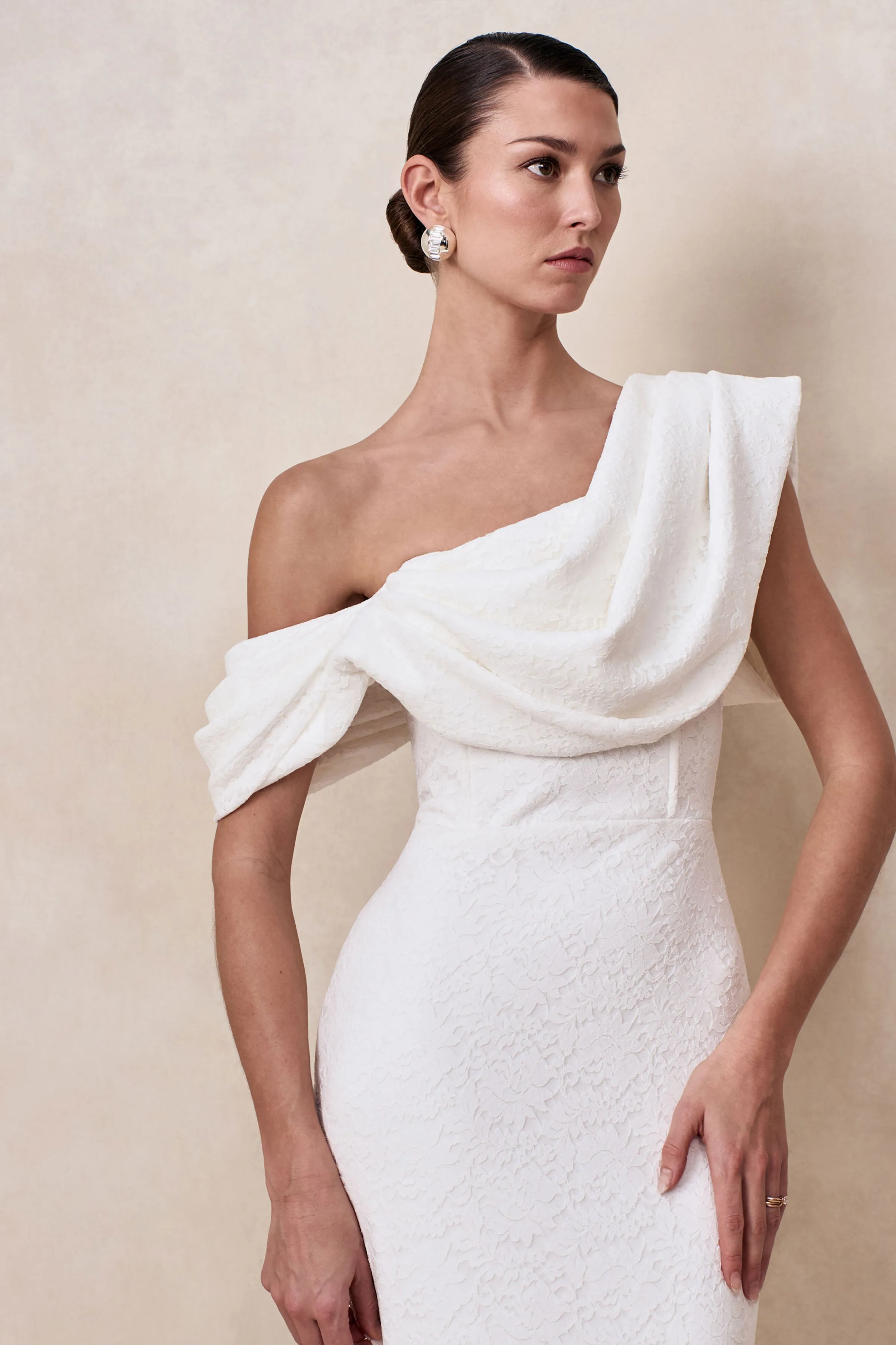 Farvera | White Lace Draped Asymmetric-Neck Midi Dress sold by Club L London product image thumbnail 3