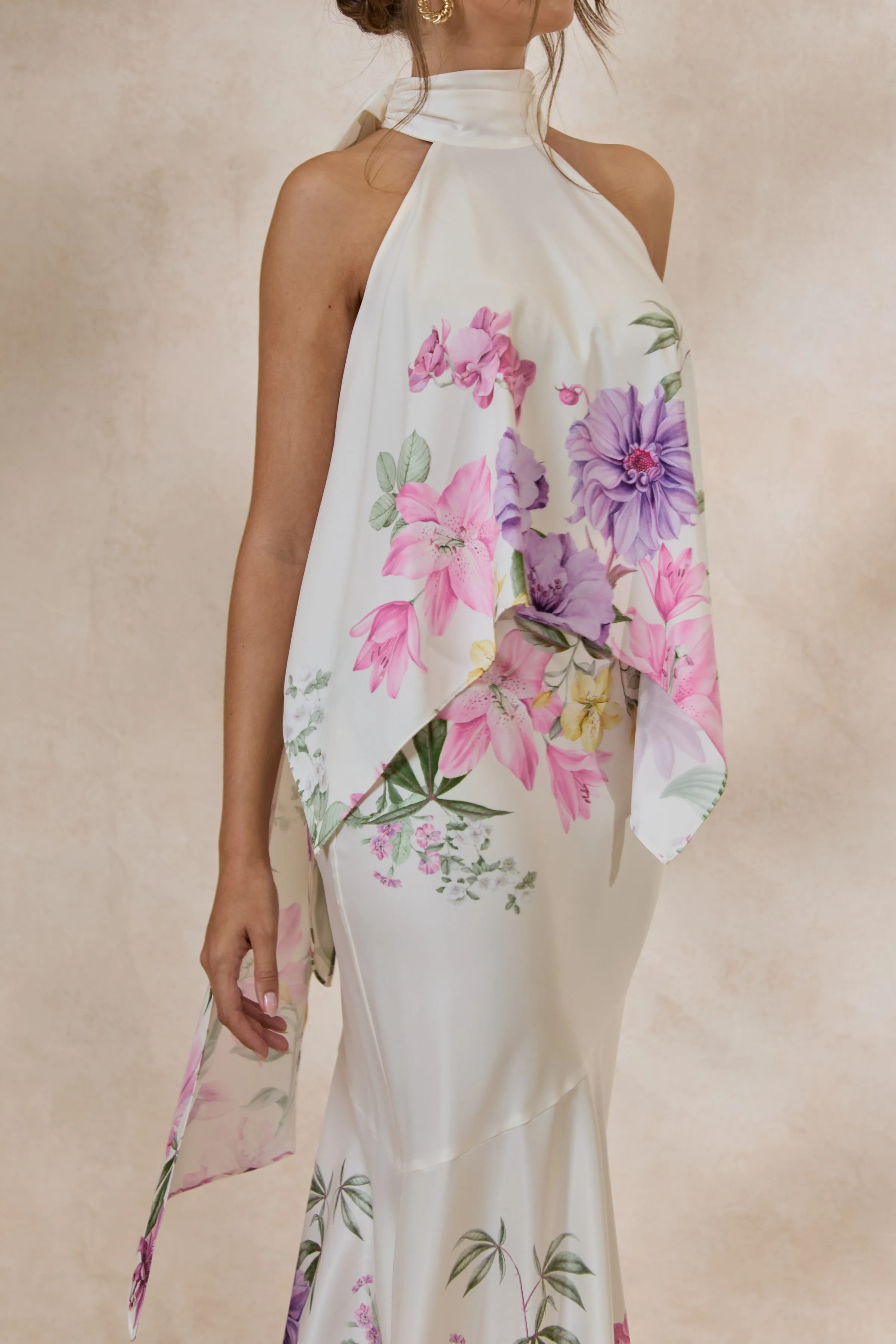 Vayla | Cream Floral Print Matte Satin Asymmetric Drop-Waist Maxi Skirt sold by Club L London product image thumbnail 4