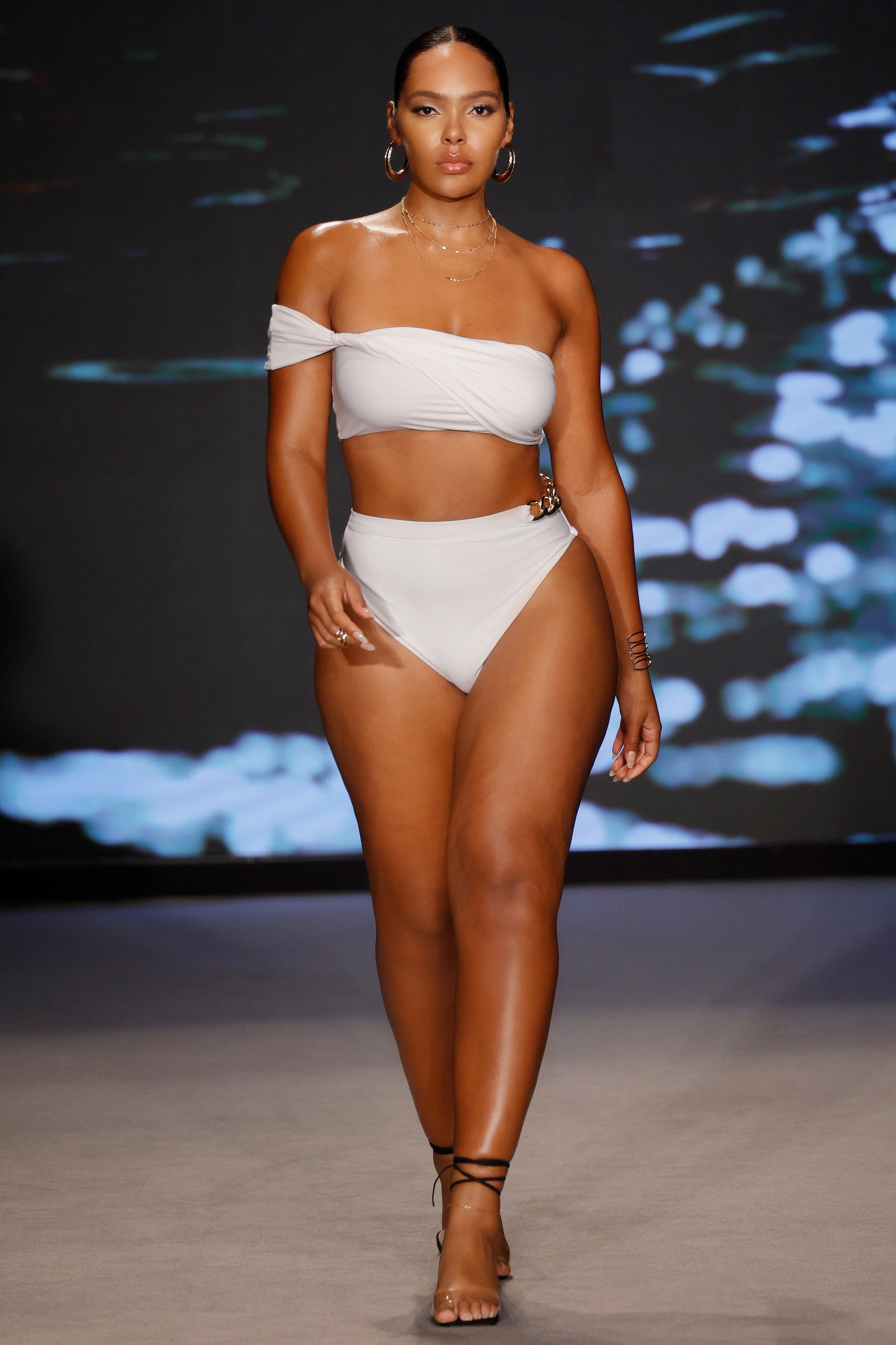 Wealth | White High Waisted Chain Bikini Bottoms sold by Club L London product image thumbnail 8