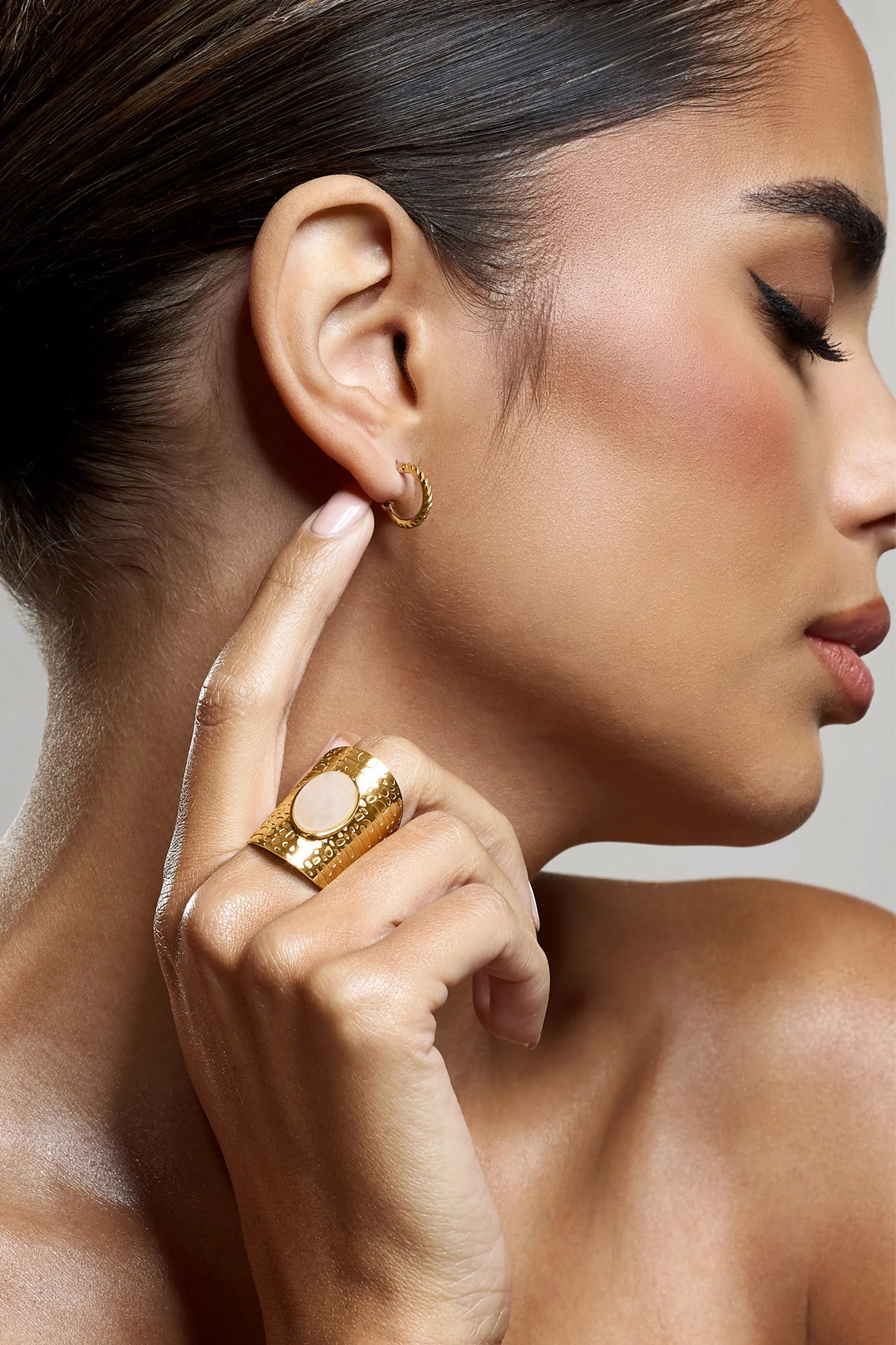 Sorcha | Nude Adjustable Statement Ring sold by Club L London product image thumbnail 2