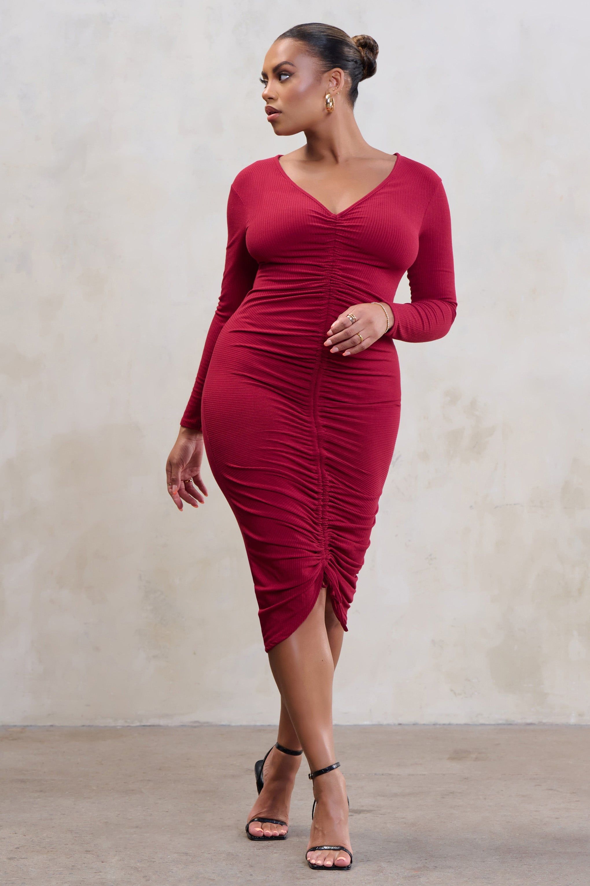 Centre Of Attention | Plus Berry Long Sleeve Ruched Front Midi Dress sold by Club L London product image thumbnail 3