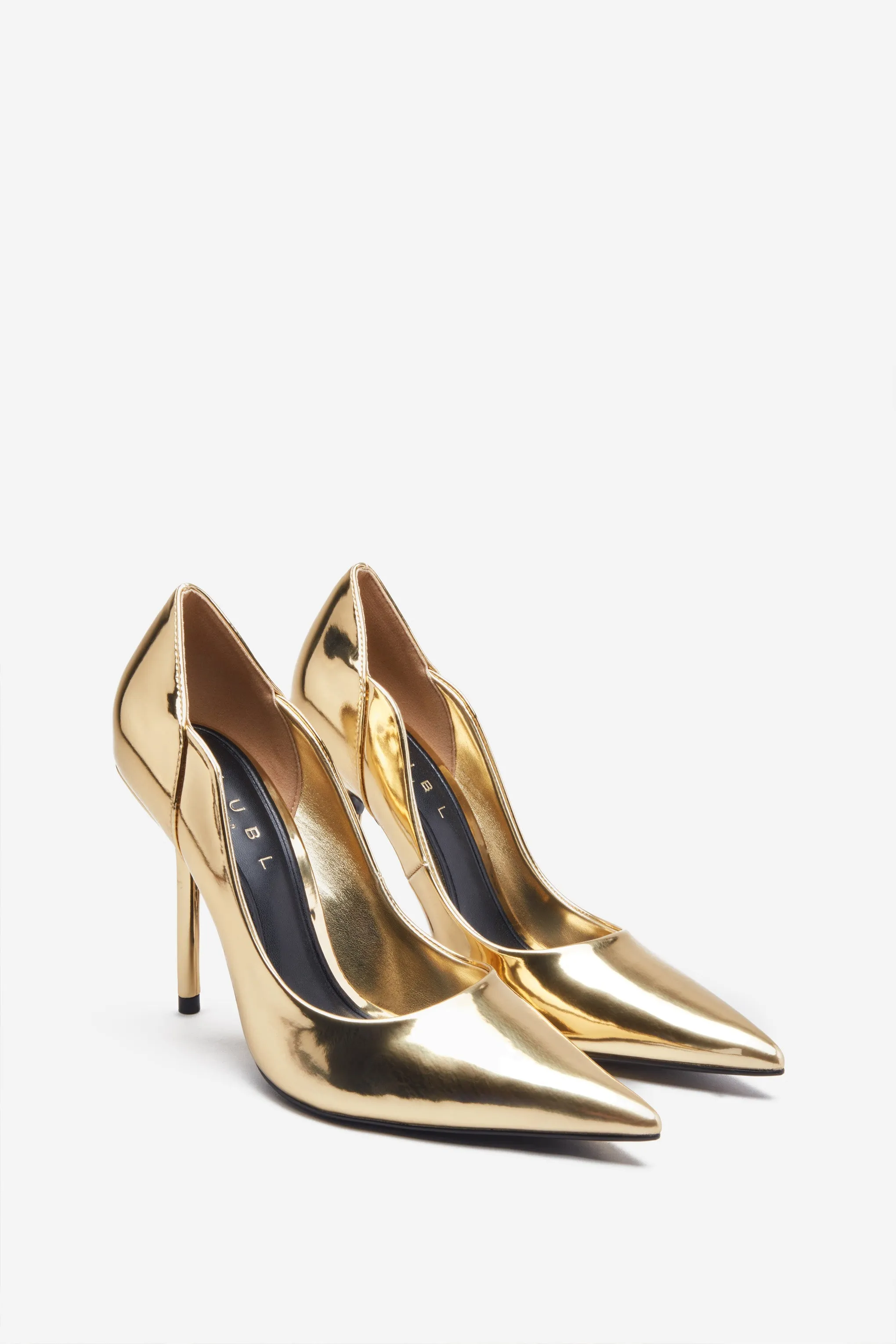 Blade | Gold Metallic Court Heels With Scallop Edge sold by Club L London product image thumbnail 2