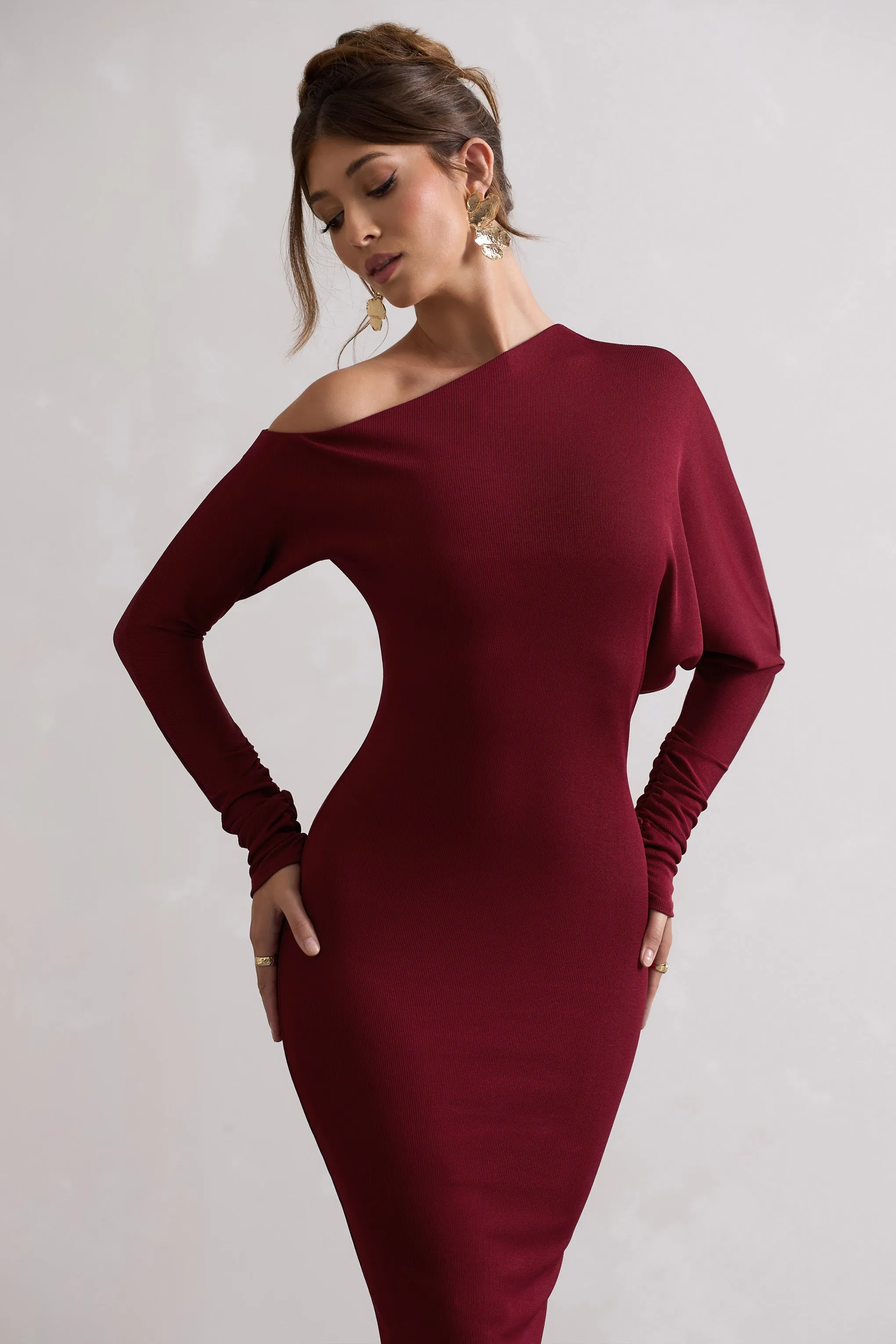 Thora | Berry Rib Knit One-Shoulder Midi Dress sold by Club L London product image thumbnail 3