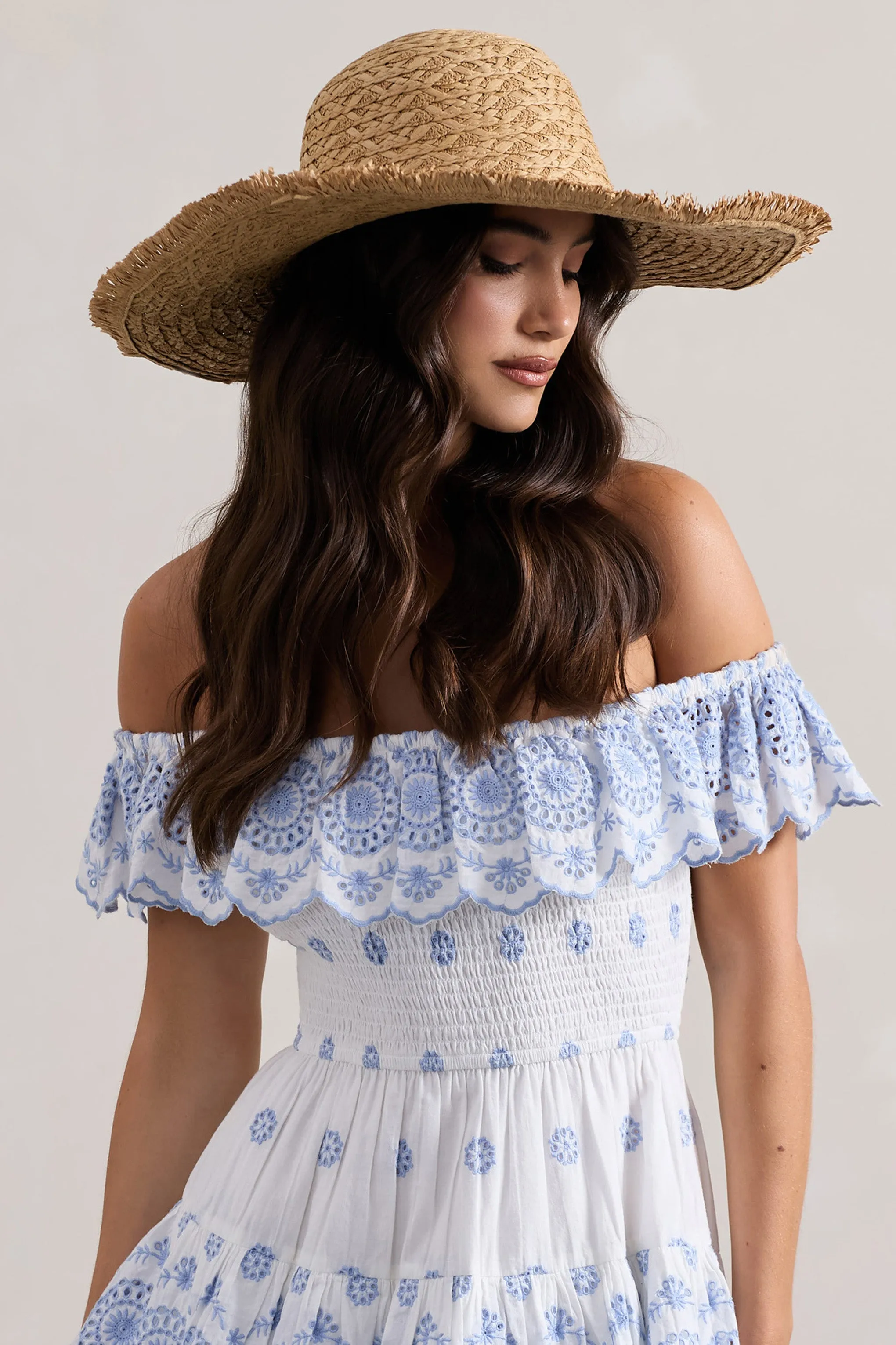 Solara | Beige Straw Sun Hat sold by Club L London product image thumbnail 4