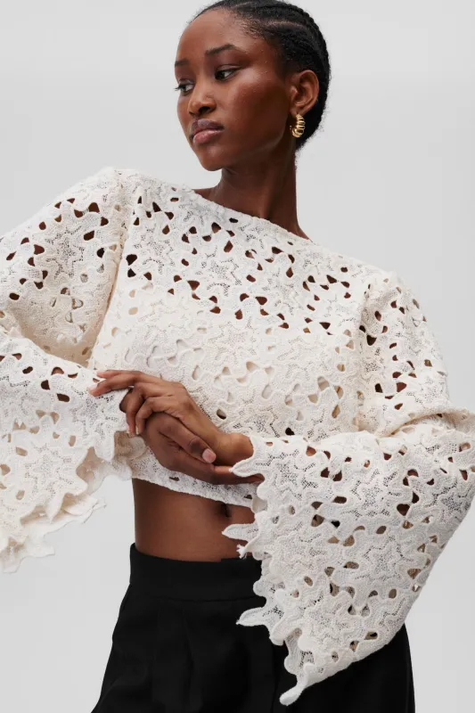 Iris Shirt Cream made by Undress Code