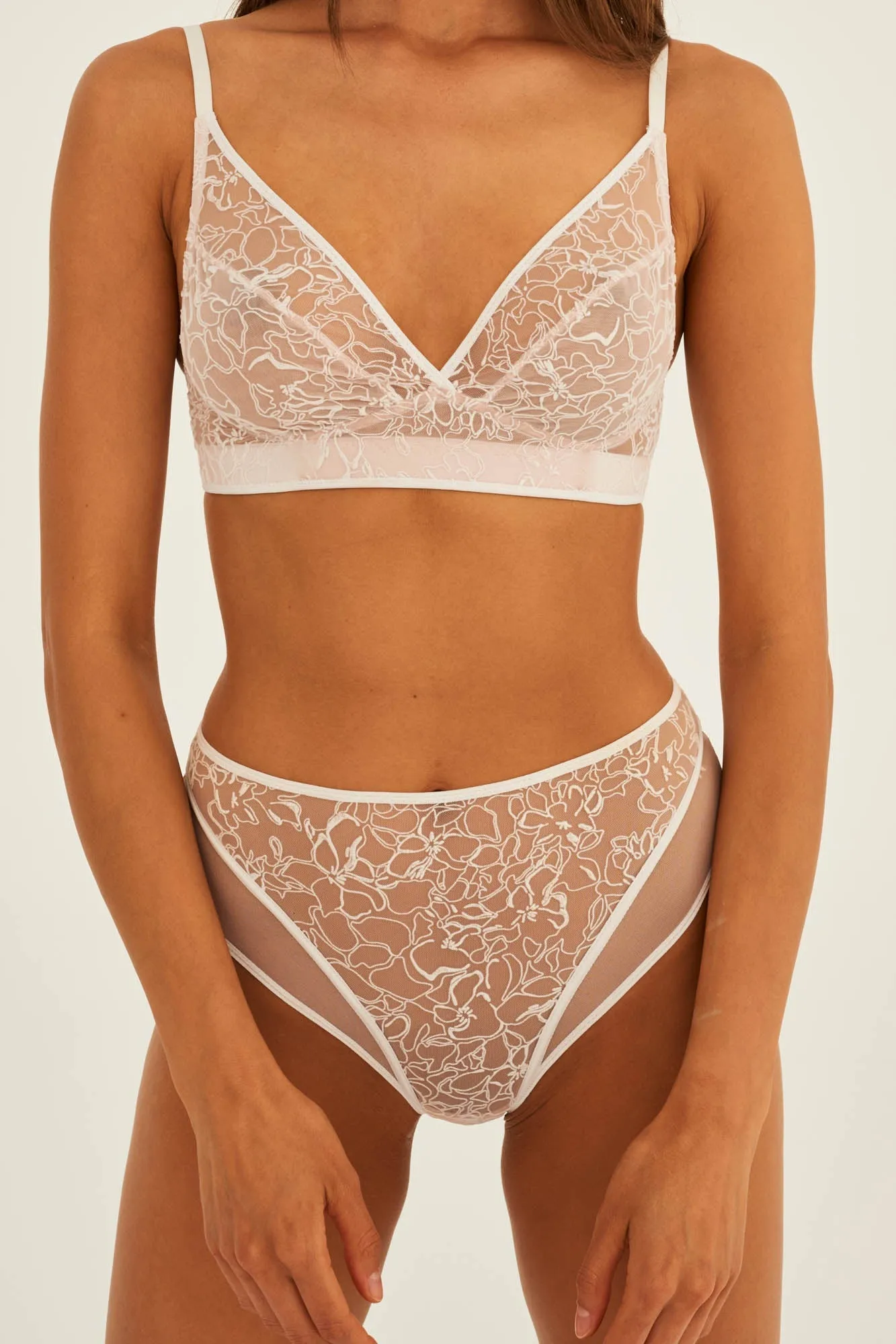 Something Classy Panties White Lace sold by Undress Code product image thumbnail 5