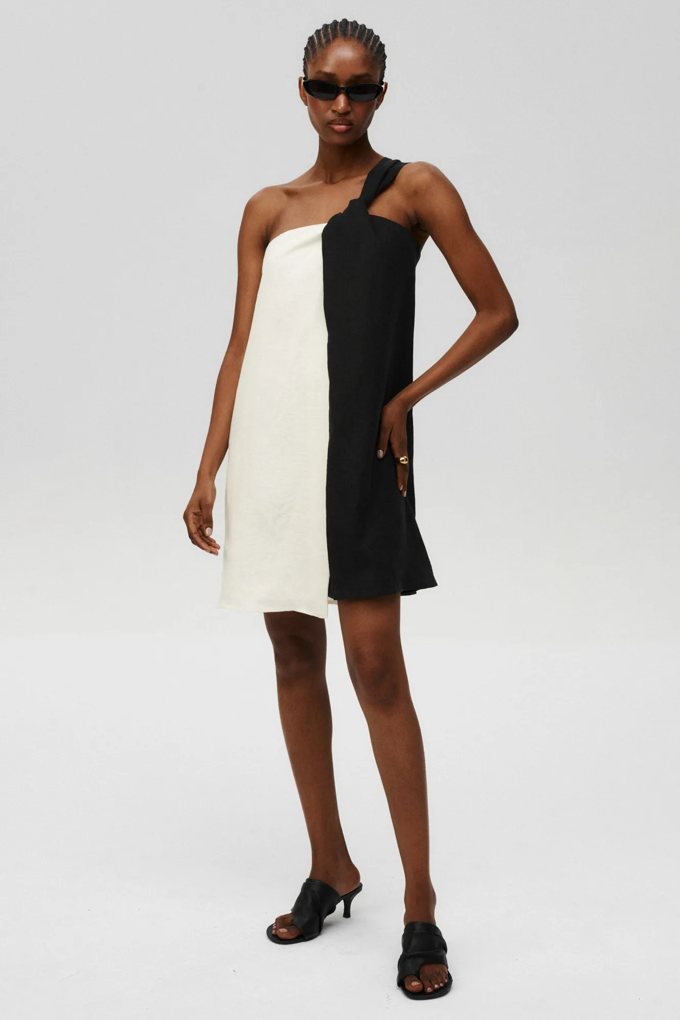 Orchid Dress Black sold by Undress Code product image thumbnail 2