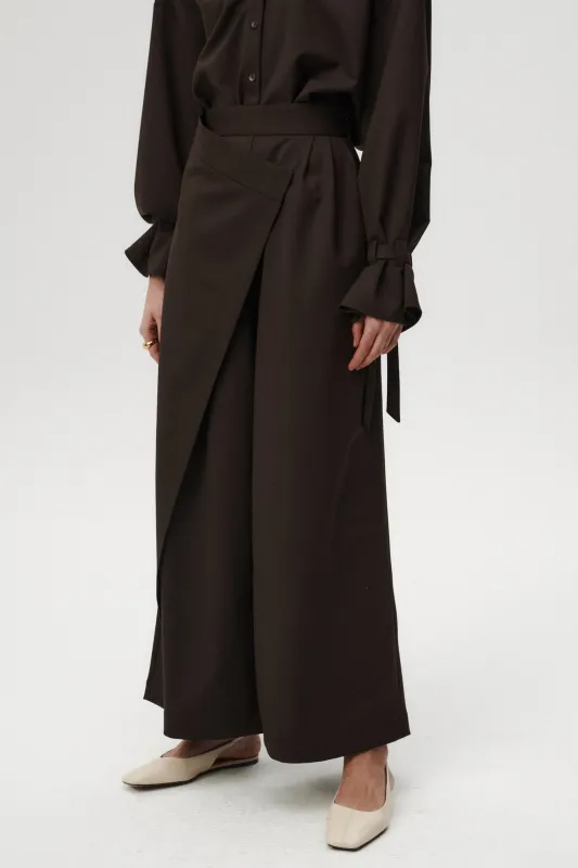 Pure Line Pants Brown made by Undress Code