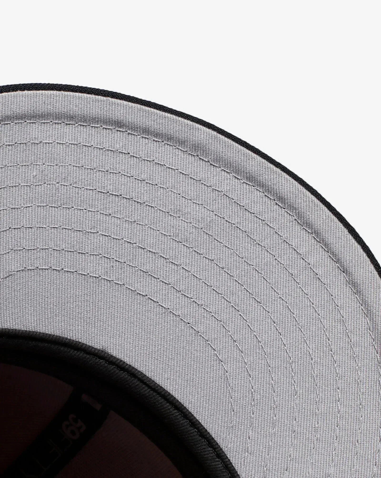 TEAM LOGO STEEL-PLATED BRIM FITTED CAP sold by Menace product image thumbnail 4