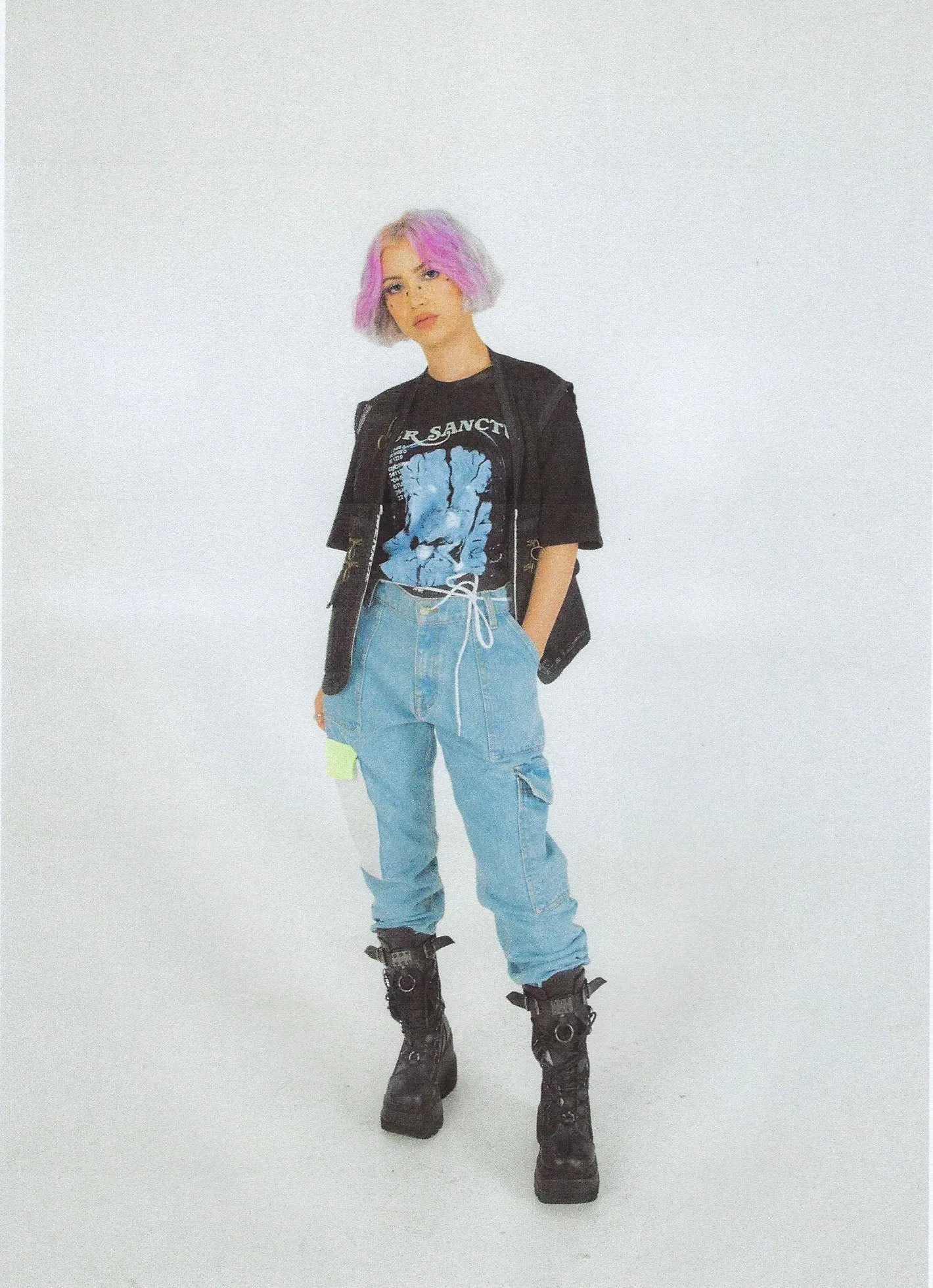 SKULL DISTRESS PANELED CARGO POCKET DENIM PANTS sold by Menace product image thumbnail 5