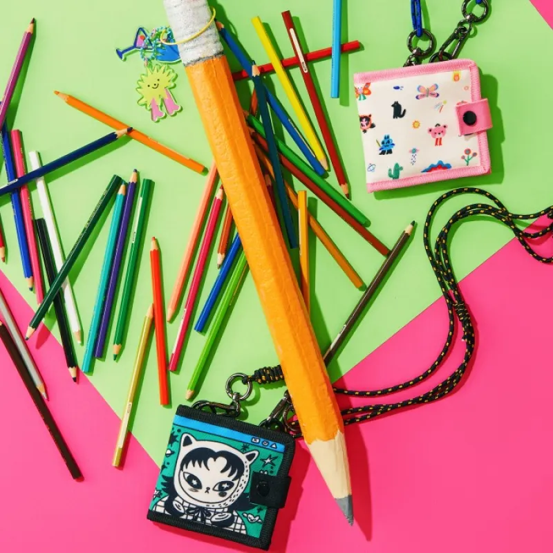 Screen and Green Sling Wallet - Liunic on Things sold by Liunic on Things