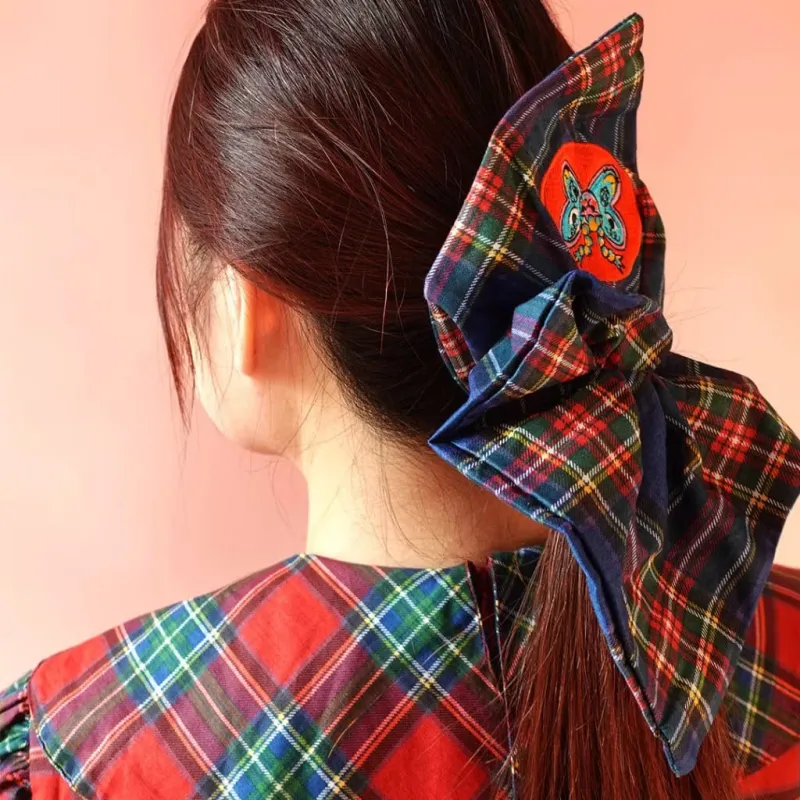 Plaid Playdate Scrunchie | Liunic on Things | Hair Tie made by Liunic on Things