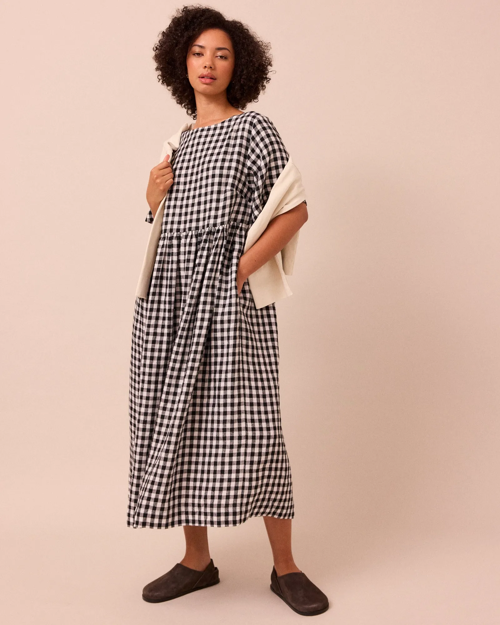 Verona Black & White Gingham Linen Dress sold by Beyond Nine product image thumbnail 5