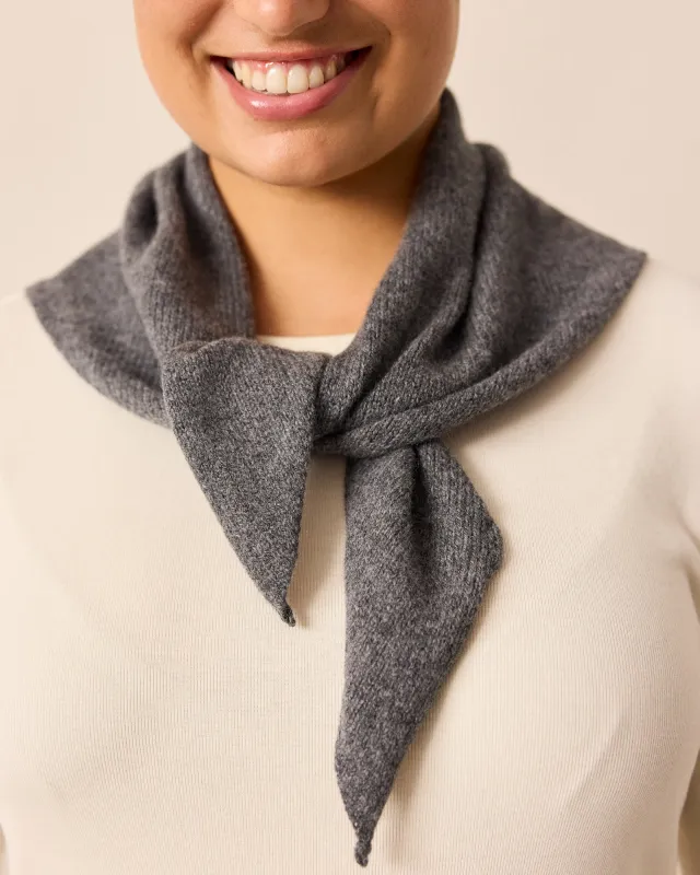 Knitted Neckerchief Cool Grey made by Beyond Nine