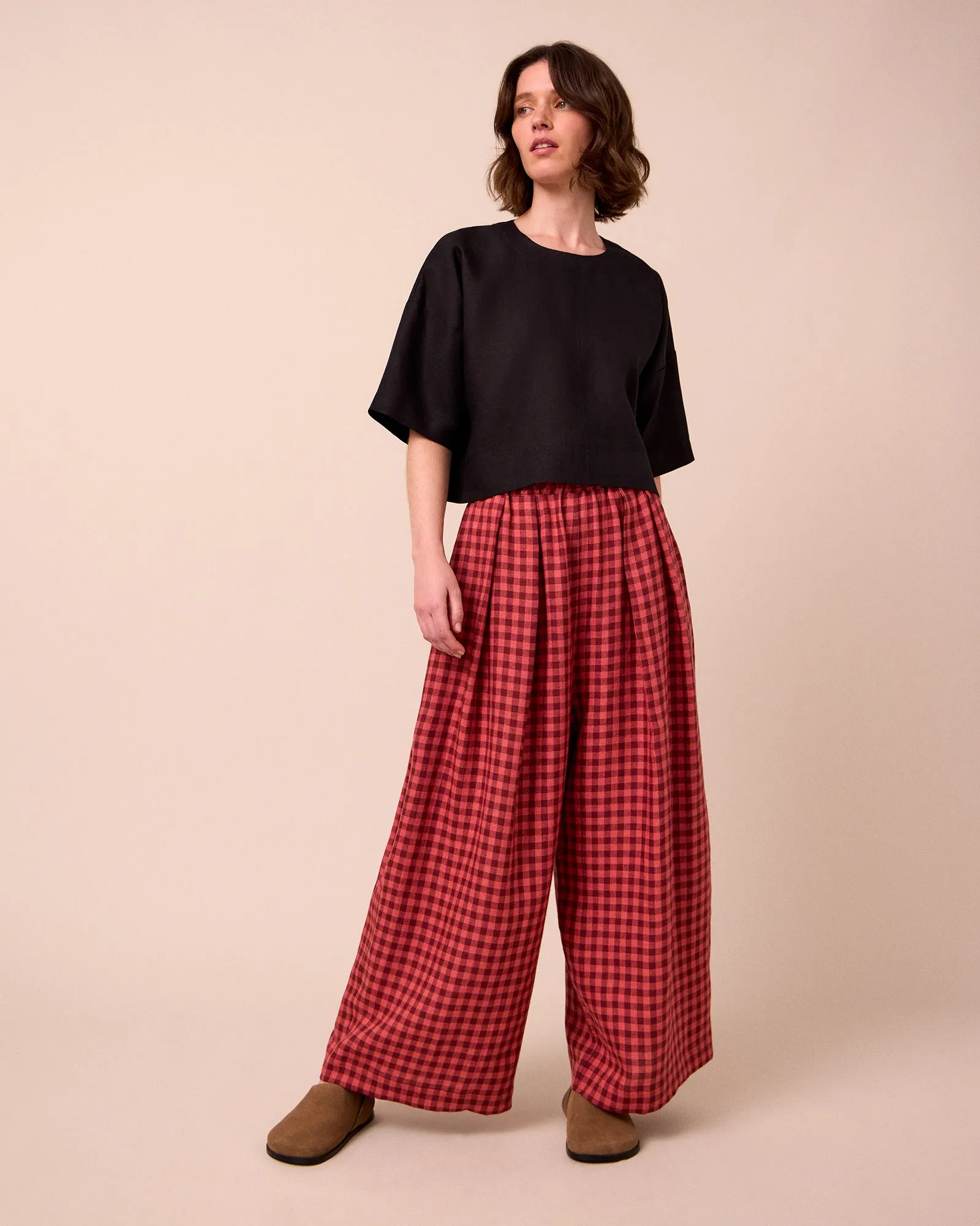 Lisa Black Linen Top sold by Beyond Nine product image thumbnail 2