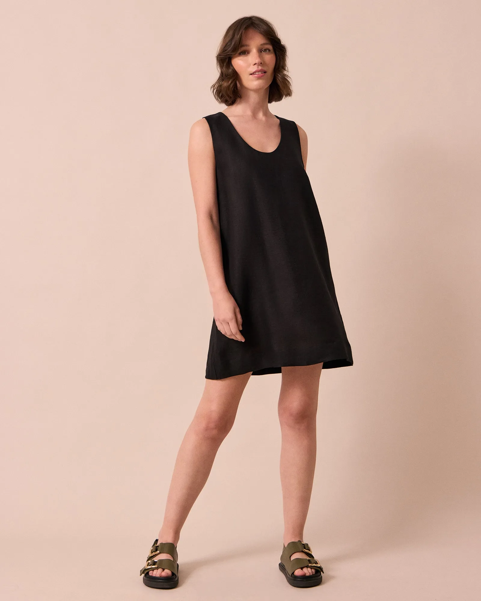 Reeta Black Linen Dress sold by Beyond Nine product image thumbnail 3