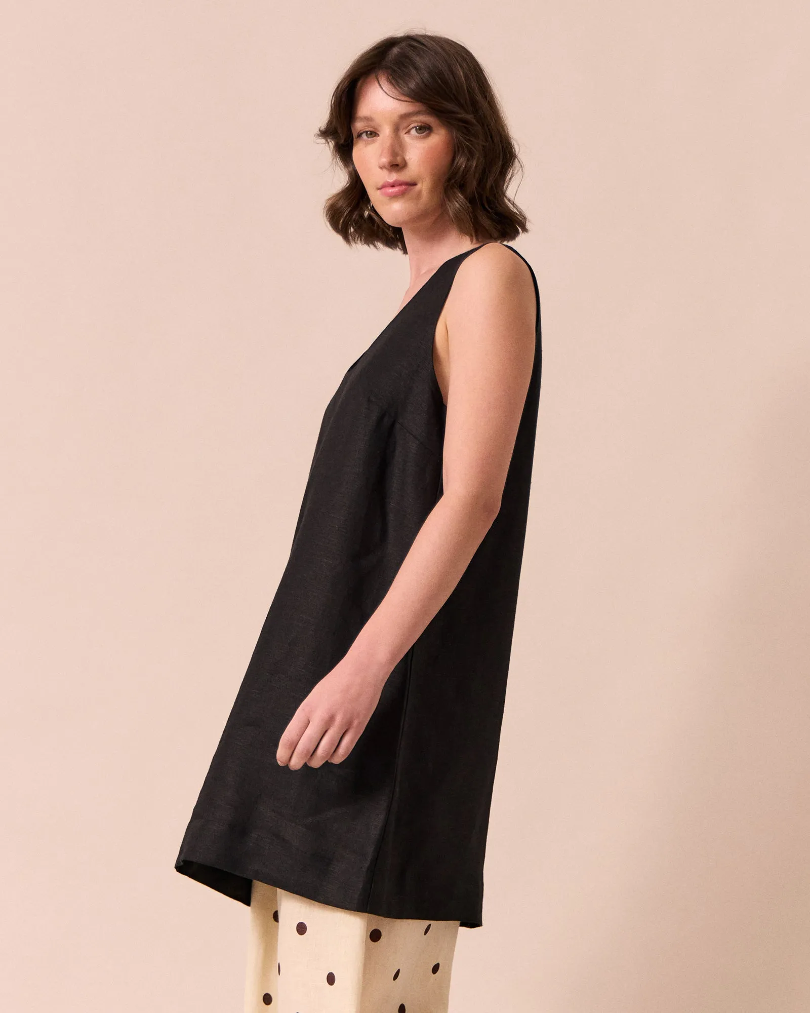 Reeta Black Linen Dress sold by Beyond Nine product image thumbnail 4