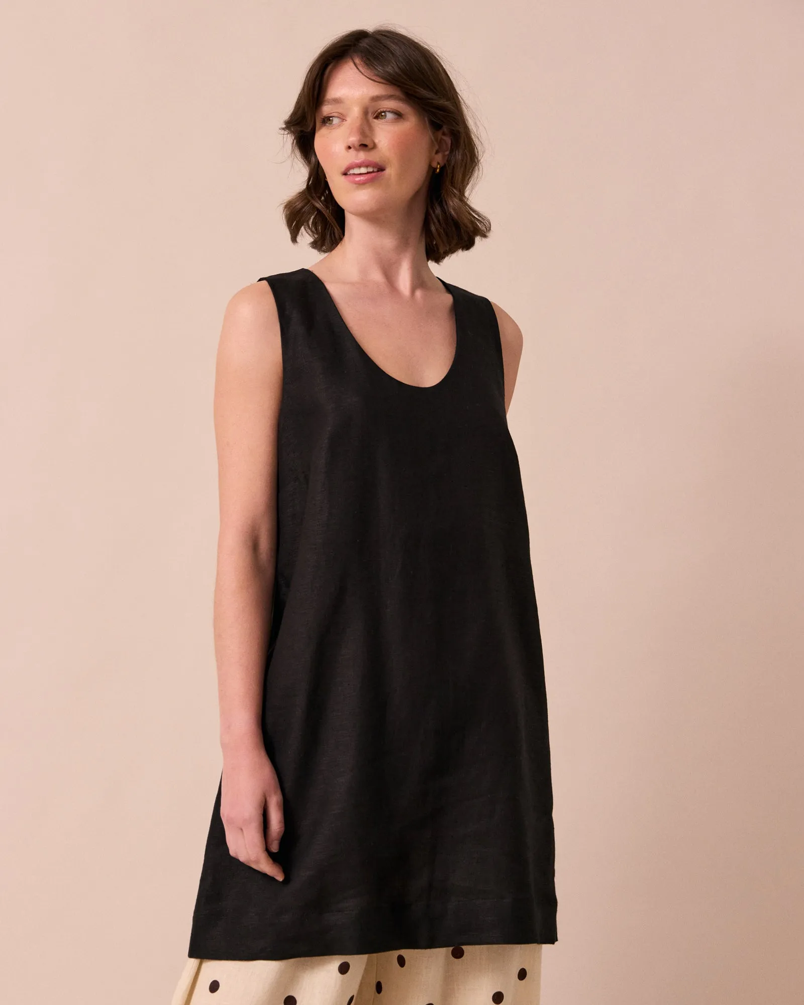 Reeta Black Linen Dress sold by Beyond Nine product image thumbnail 2