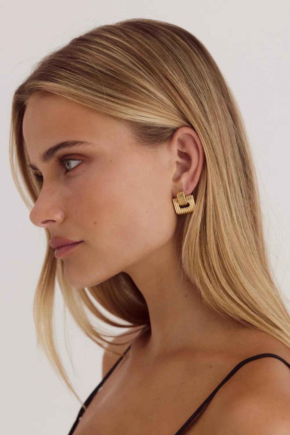 Mercer Earrings | 14K Gold sold by Cendre product image thumbnail 3