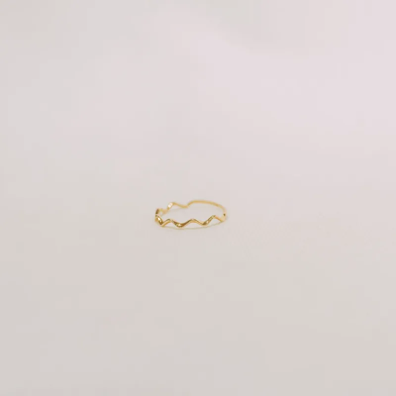 10K Spiral Band sold by Small Mercies