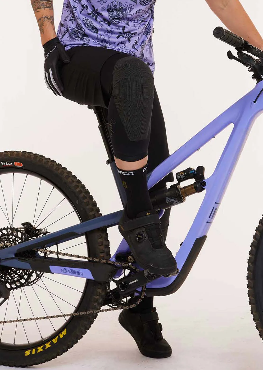 DHaRCO Women's Gravity Mountain Bike Shorts sold by Prfo product image thumbnail 5