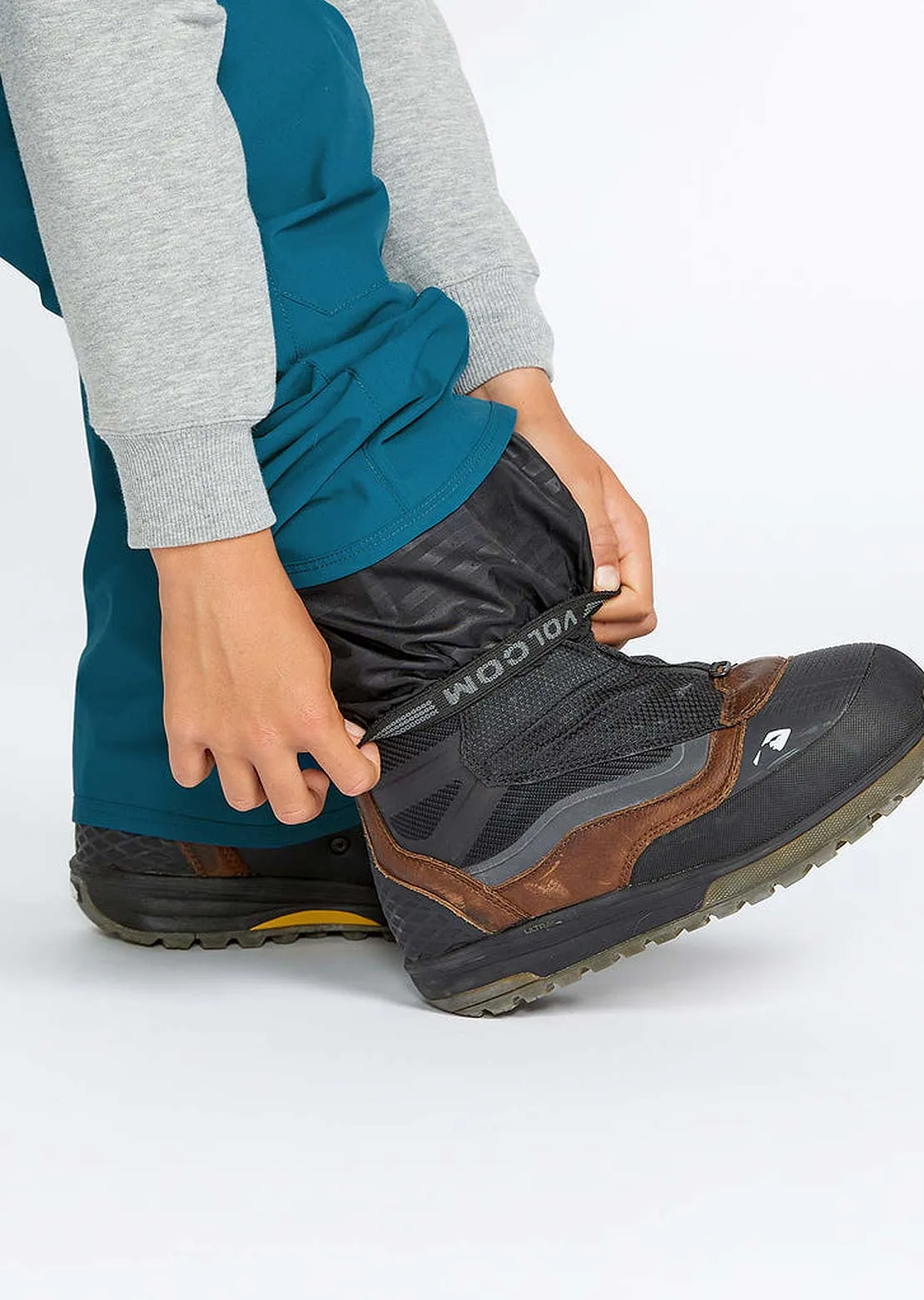 Volcom Junior Barkley Insulated Overall Bib Pant sold by Prfo product image thumbnail 5