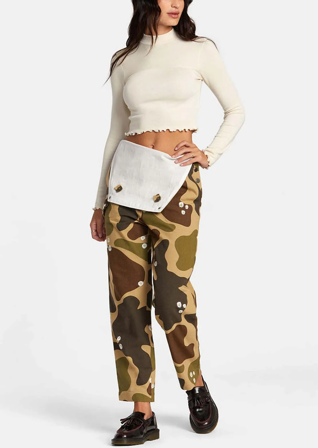 RVCA Women's Saved Long Sleeve Crop Top sold by Prfo product image thumbnail 5