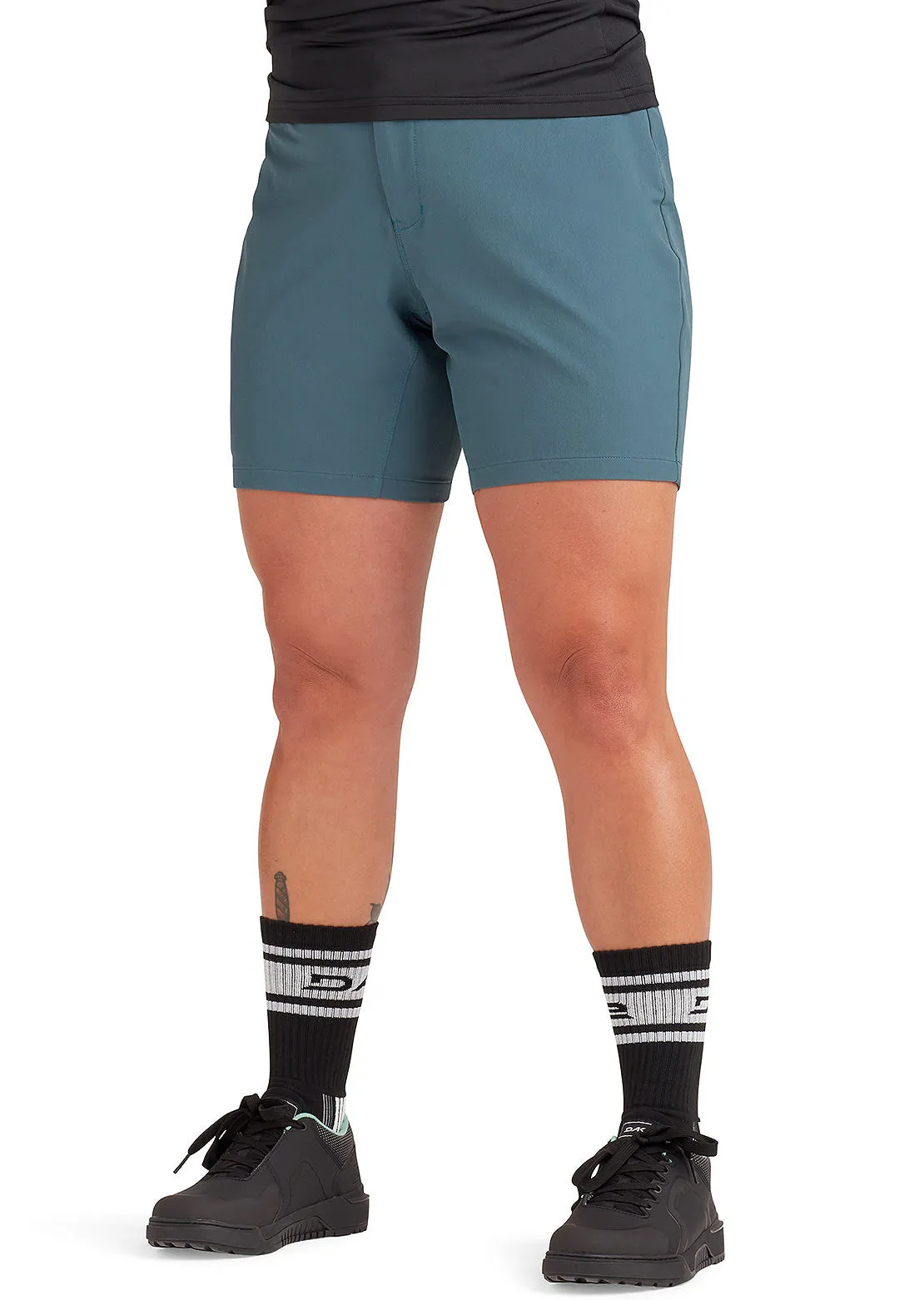 Dakine Women's Syncline 7" Mountain Bike Shorts sold by Prfo product image thumbnail 3