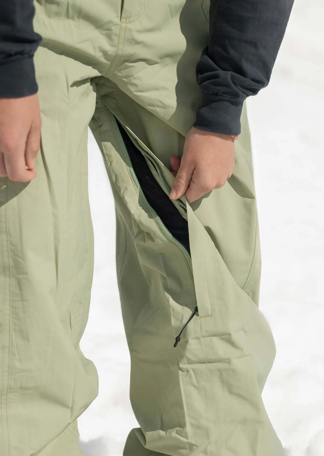 Armada Unisex Team Issue 2L Insulated Cargo Pant sold by Prfo product image thumbnail 4