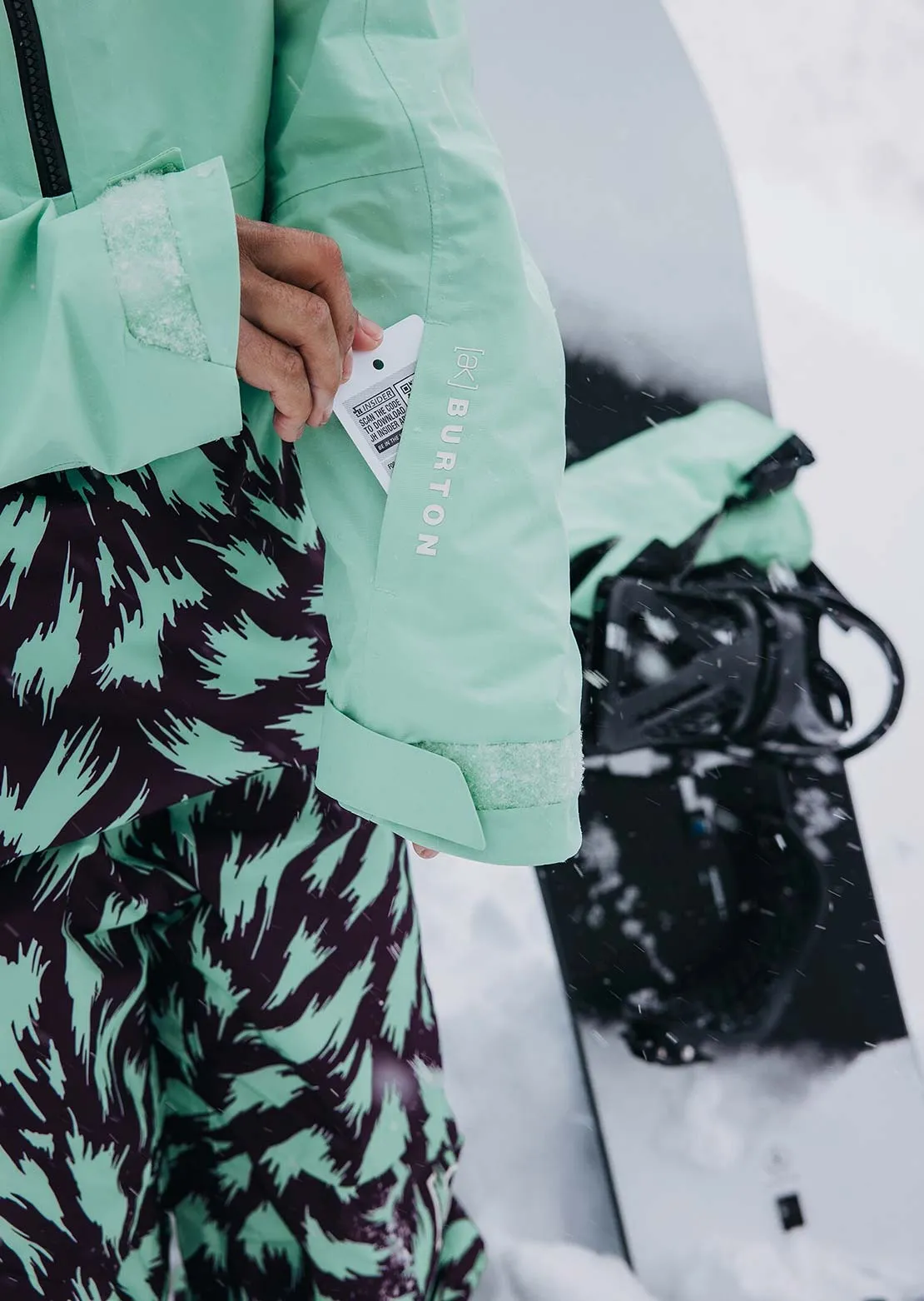 Burton Women's AK GORE-TEX Kimmy 2L Anorak Jacket sold by Prfo product image thumbnail 5