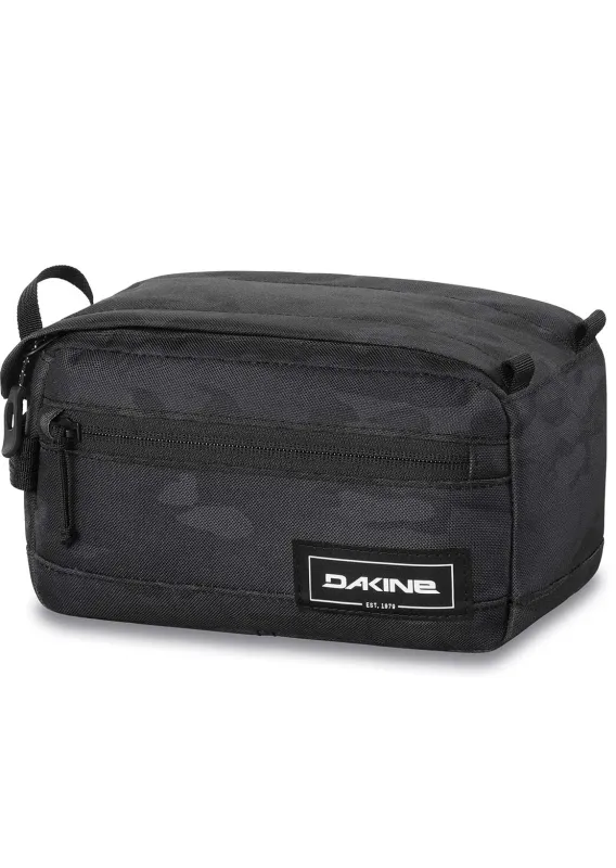 Dakine Groomer Medium Travel Kit sold by Prfo