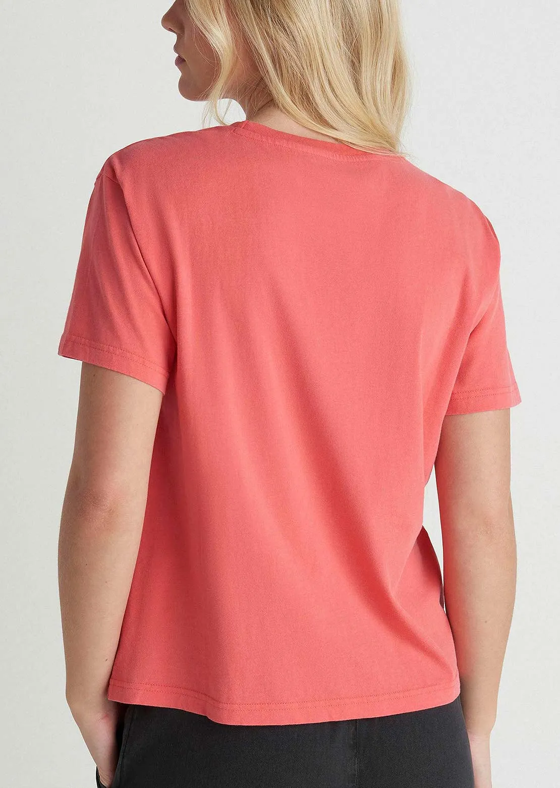 Hurley Women's Leisure Club Classic T-shirt sold by Prfo product image thumbnail 2