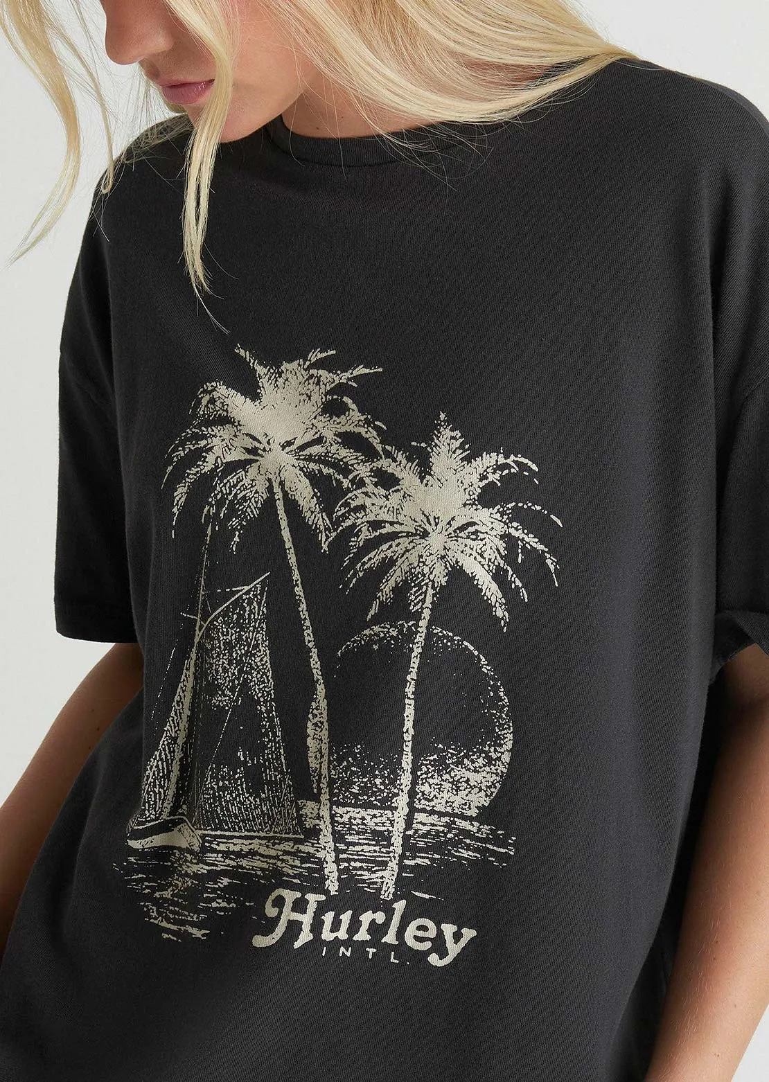 Hurley Women's Fair Winds Boyfriend T-shirt sold by Prfo product image thumbnail 4