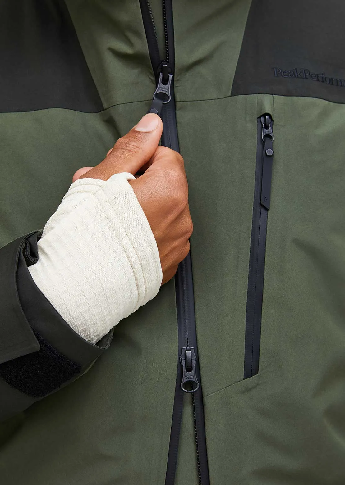 Peak Performance Men's Vertical Gore-Tex 3L Jacket sold by Prfo product image thumbnail 5