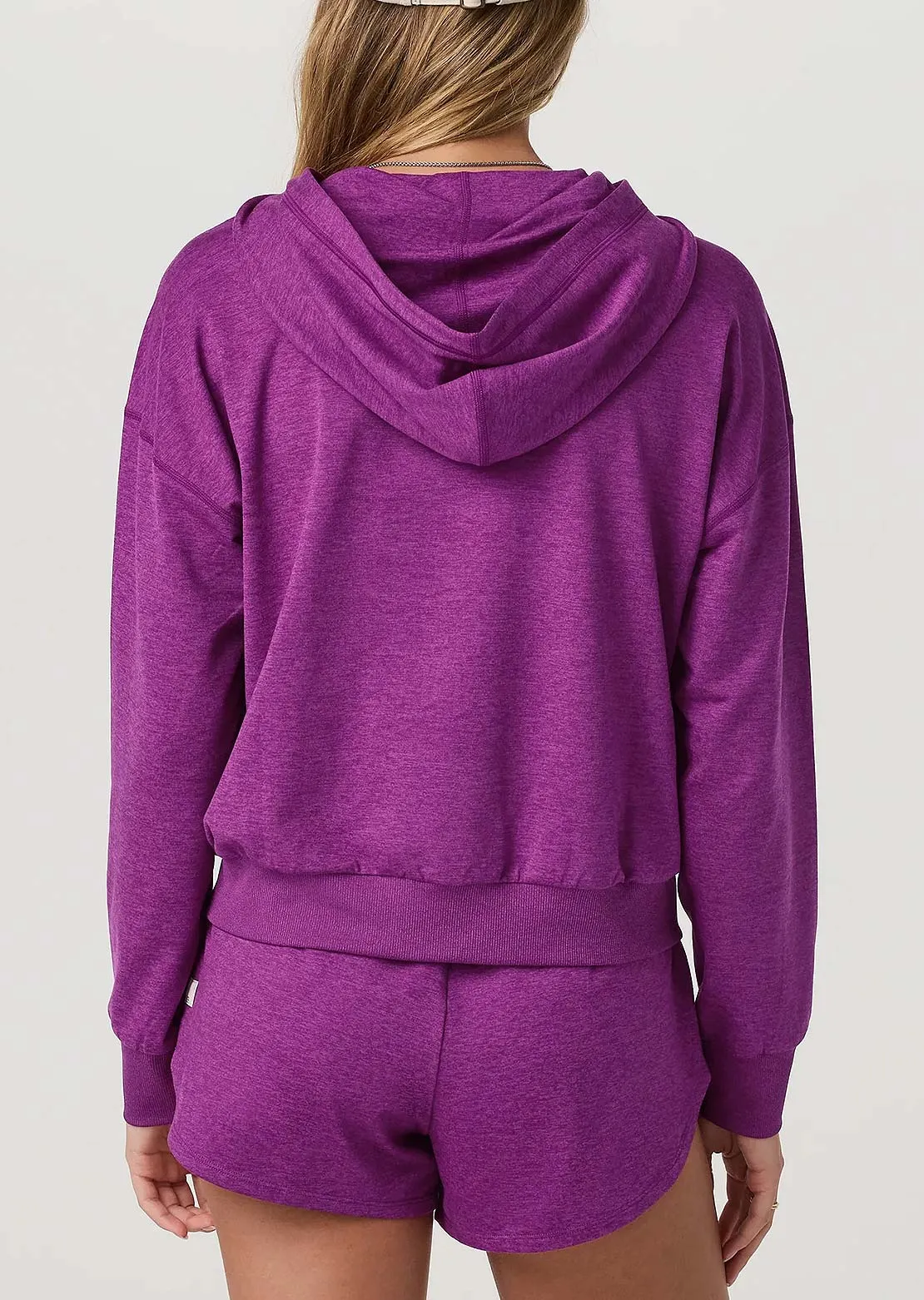 Vuori Women's Halo Modern Pullover Hood sold by Prfo product image thumbnail 2