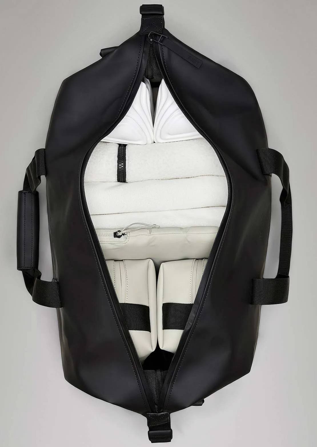 RAINS Unisex Hilo W3 Large Weekend Bag sold by Prfo product image thumbnail 4