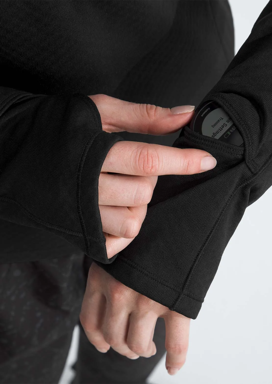 The North Face Women's Winter Warm Pro 1/4 Zip Pullover sold by Prfo product image thumbnail 5