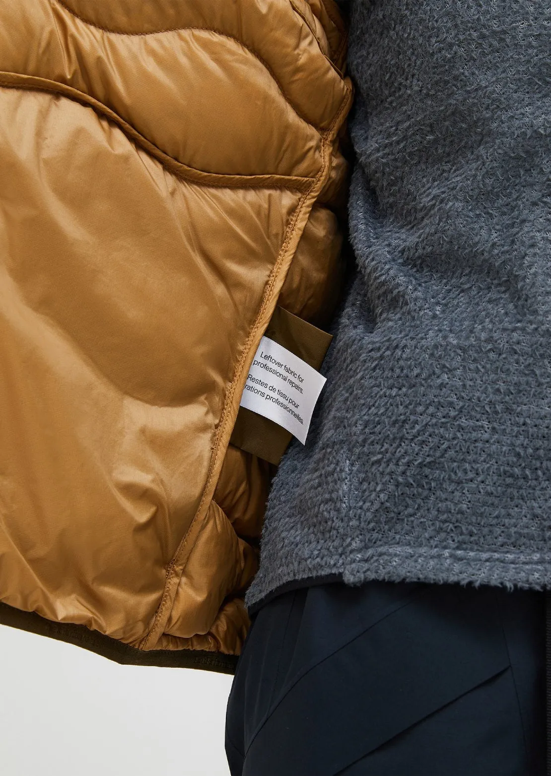 Peak Performance Women's Helium Down Hood Jacket sold by Prfo product image thumbnail 4