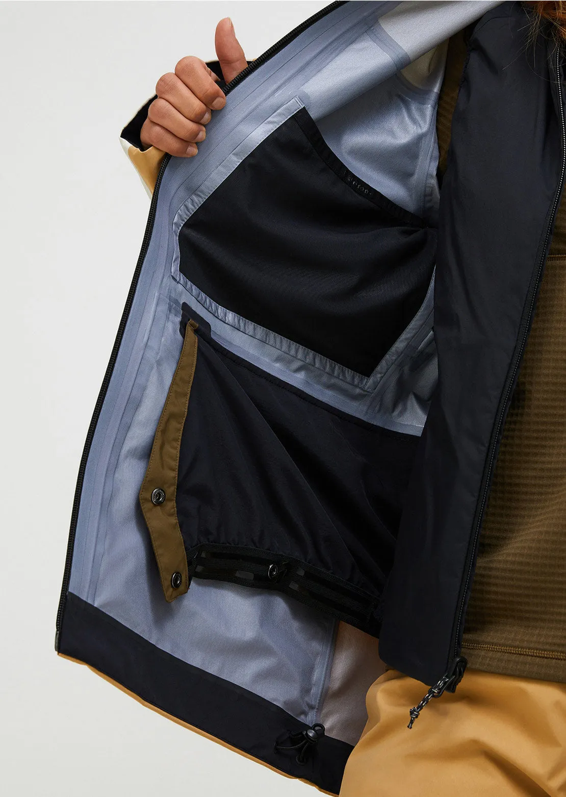 Peak Performance Women's Gravity Gore-Tex 3L Jacket sold by Prfo product image thumbnail 5