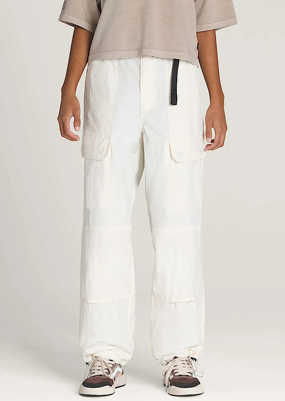 Vans Women's MTE Trek Guide Pants sold by Prfo