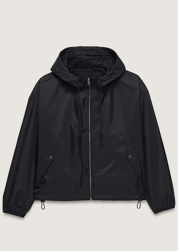 Vans Women's MTE Theo Windbreaker Jacket made by Vans