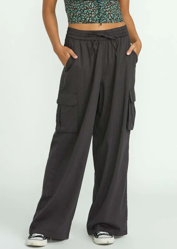 Volcom Women's Lived In Beach Pants sold by Prfo