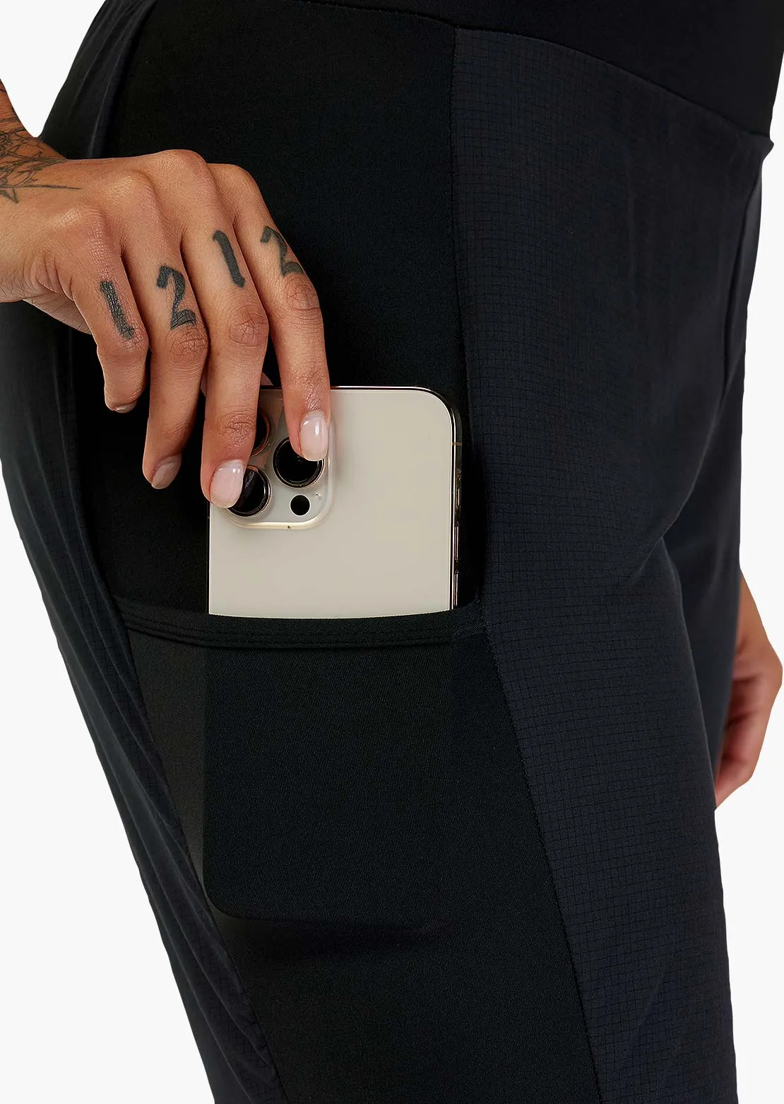 Fox Women's Flexair Ascent Bib Shorts sold by Prfo product image thumbnail 4