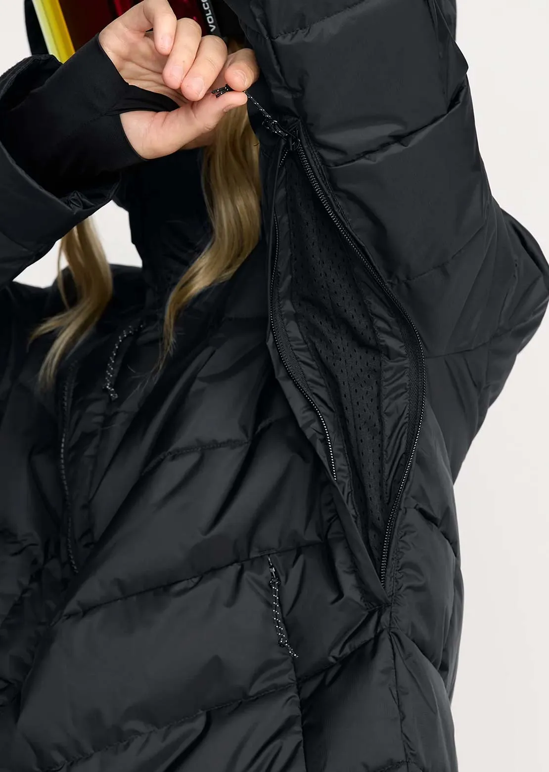 Volcom Women's Estes Puff Jacket sold by Prfo product image thumbnail 4